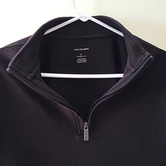 Van Heusen Sweater - Picture 2 of 6